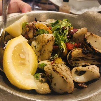 Shaw's Crab House - Seafood Near Me - Chicago, Illinois