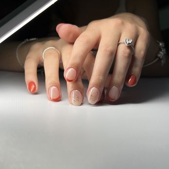 Mia Salon Suite - Hair Salons Near Me - Miami, Florida