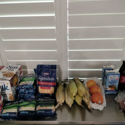 Market on the Move, The 3000 Club - So unbelievable - all of this food for a $10 contribution. Amazing! Worth the drive !!