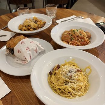 Due' Cucina - Totem Lake - Carbonara, Polpette, Ragu - Italian Near Me - Kirkland, Washington Due' Cucina - Totem Lake - Carbonara, Polpette, Ragu - Italian Near Me - Kirkland, Washington