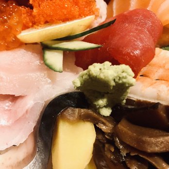 Kirala - Chirashi Dinner - Sushi Bars Near Me - Berkeley, California