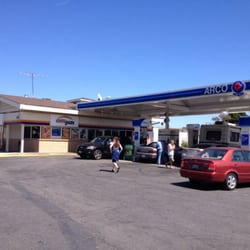 ampm - Storefront and Gas Station