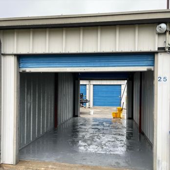 Attic Storage - All of our 10x20's feature 2 roll up doors for your convenience and access. - Self Storage Near Me - Seguin, Texas