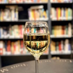 The Center For Fiction - Wine on books