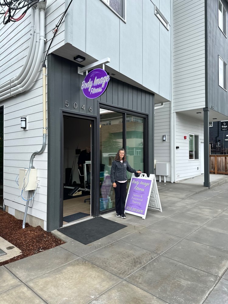 Body Image Fitness Logo