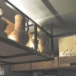 Helados Gibran - Parte de la decoración en esta nueva ubicación.
