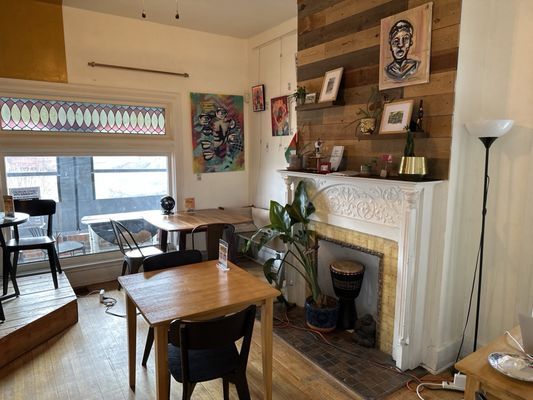 QUINCE COFFEE HOUSE by null