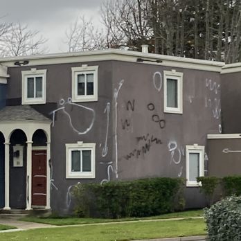 Parkmerced - Repairs not completed by brick + Timber: notified of markup on Nov, 11th, then that Dec 6-8 repairs would be done - this is Jan2026 photo - Apartments Near Me - San Francisco, California