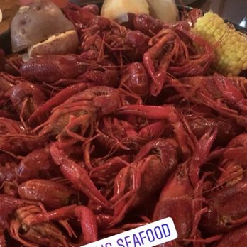 LT's Seafood & Steakhouse - Five pounds of their regular crawfish with additional potatoes and I added a corn and sausage as well! - Seafood Near Me - Broussard, Louisiana