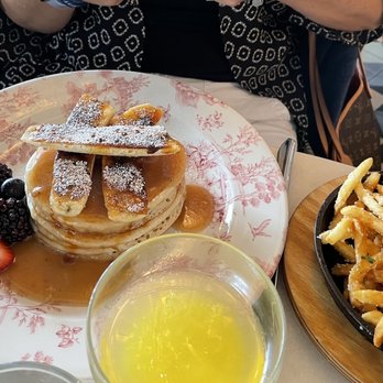 Little Hen - Banana Foster Buttermilk Pancake and truffle fries - Breakfast & Brunch Near Me - Weston, Florida