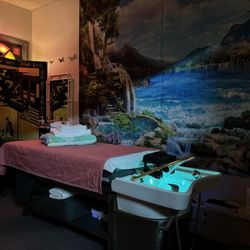 Red Lotus Wellness Center