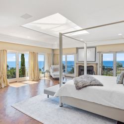 Seasons In Malibu - Suite