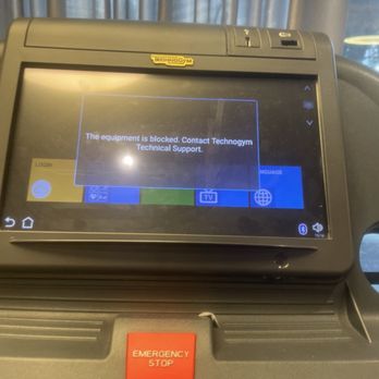 Hanover Broadway - Treadmill down - Apartments Near Me - Oakland, California