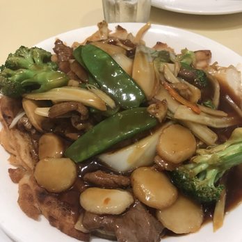 MingHin Cuisine - Beef with noodles - pretty good - Dim Sum Near Me - Rolling Meadows, Illinois