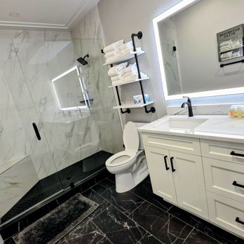 Jimmy's Crows Nest - Bathroom in suite - New American Near Me - Clearwater, Florida Jimmy's Crows Nest - Bathroom in suite - New American Near Me - Clearwater, Florida
