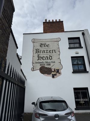 The Brazen Head by null