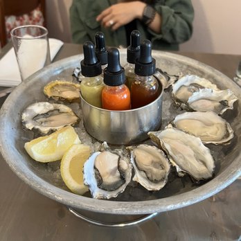Jacqueline - Cocktail Bars Near Me - Portland, Oregon