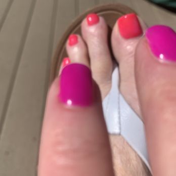 Elite Nails and Spa - Same color?  This salon thinks so - cost me $57 - when I tons her she uses wrong color on my feet she says no it's same color - Nail Salons Near Me - Middletown, New Jersey