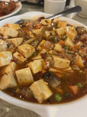 East Pearl Seafood Restaurant by null