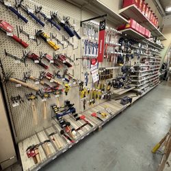 Guthrie's Ace Hardware