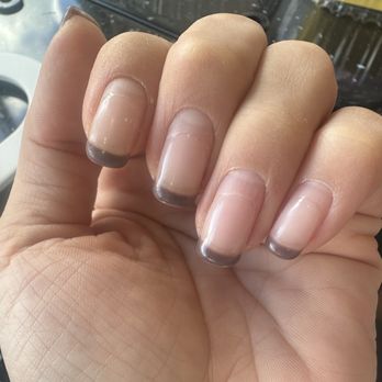 Q-Nails - 5 weeks later including a week in the pool/ocean. - Nail Salons Near Me - Fremont, California