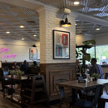 Crema Gourmet  - Coffee & Tea Near Me - Pinecrest, Florida