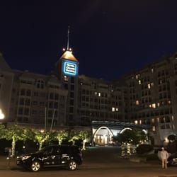 Victoria City Hall - Hotel Grand Pacific