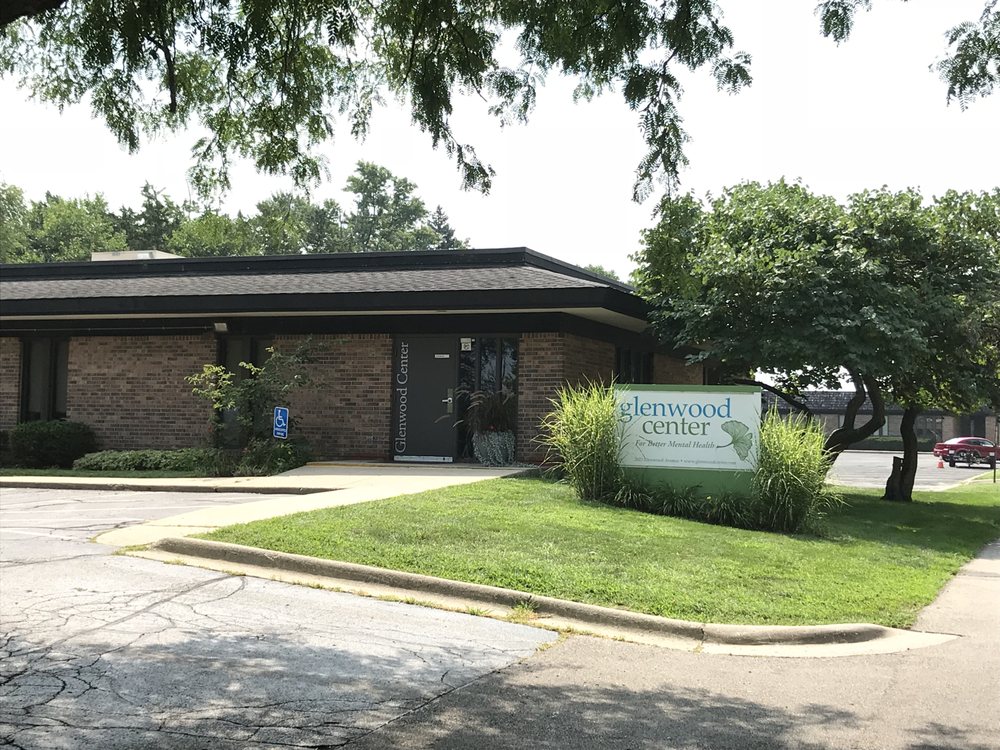 GLENWOOD CENTER Updated August 2024 2823 Glenwood Ave, Rockford