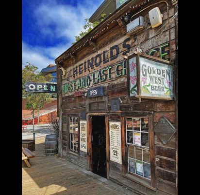 Heinold's First and Last Chance Saloon by null