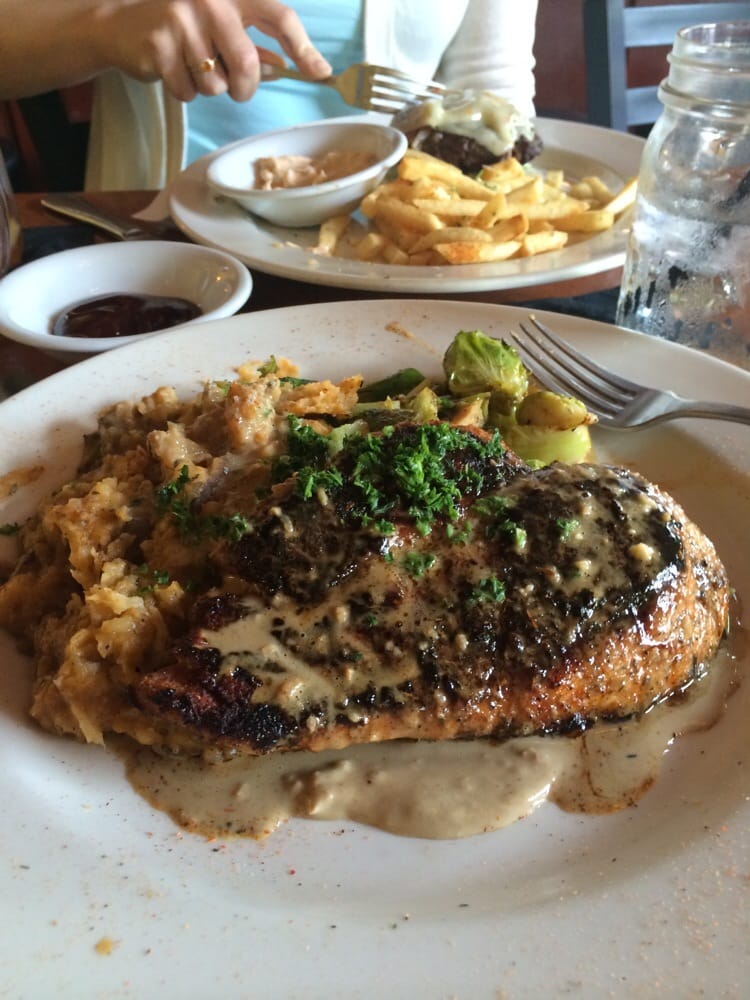 Bourbon Street Bar & Grill