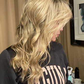 Studio B by Lindy Brooks Barnes - Highlights and long layers haircut - Hair Salons Near Me - Austin, Texas Studio B by Lindy Brooks Barnes - Highlights and long layers haircut - Hair Salons Near Me - Austin, Texas