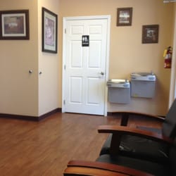 Anglin Medical Family and Sports Medicine - Inside front office