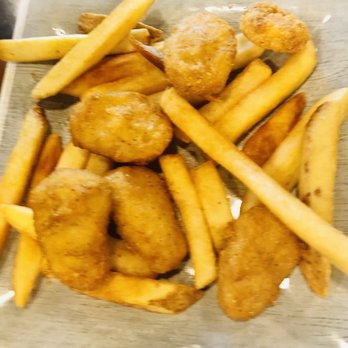 Captain Brad's Coastal Kitchen - Kids chicken nuggets - Seafood Near Me - Tomball, Texas