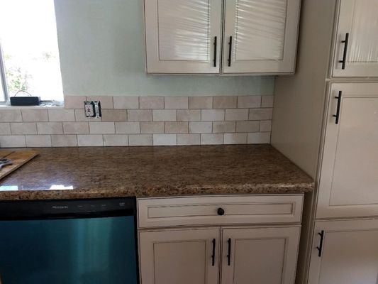 kitchen remodel - adding the tile made such a nice touch to the existing kitchen kitchen remodel - adding the tile made such a nice touch to the existing kitchen