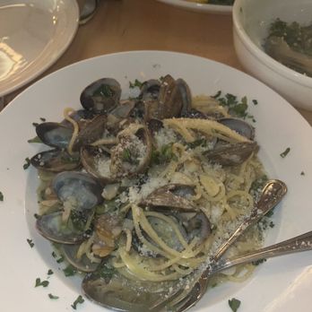 Fumo Kips Bay - Spaghetti Vongole - New American Near Me - New York, New York Fumo Kips Bay - Spaghetti Vongole - New American Near Me - New York, New York
