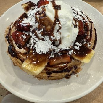 Aloha Kitchen - Strawberry, banana, and chocolate soufflé pancake - Breakfast & Brunch Near Me - Honolulu, Hawaii