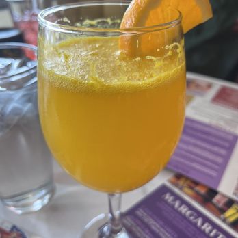 Amanecer Cocina & Café - Shipyard - Orang mimosa - Mexican Near Me - Wilmington, North Carolina Amanecer Cocina & Café - Shipyard - Orang mimosa - Mexican Near Me - Wilmington, North Carolina