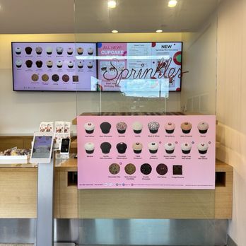 Sprinkles Georgetown - Bakeries Near Me - Washington, DC, District of Columbia Sprinkles Georgetown - Bakeries Near Me - Washington, DC, District of Columbia