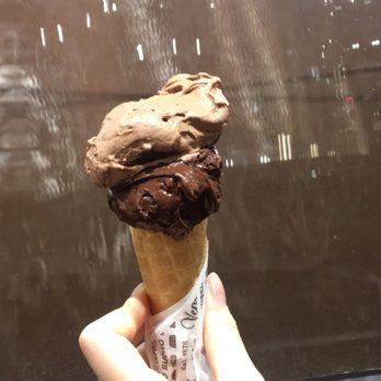 Venchi - Chocolatiers & Shops Near Me - New York, New York