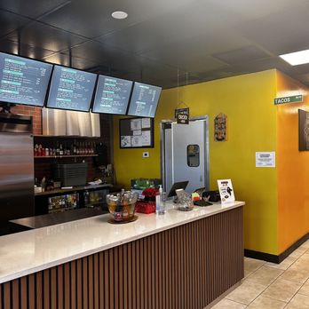 Mexiote - Interior - Tacos Near Me - Hollywood, Florida