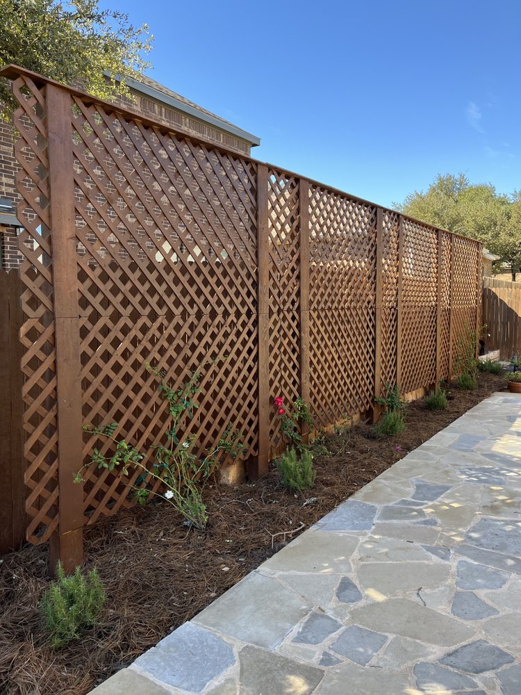 VETERAN FENCE & DECK Updated September 2024 Round Rock, Texas