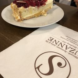 Suzanne - Le fraisier aux framboises... ?