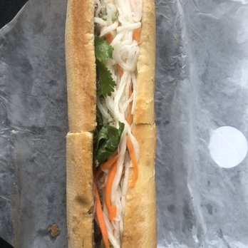 Paris Banh Mi - B4. Shredded Chicken - Sandwiches Near Me - Altamonte Springs, Florida Paris Banh Mi - B4. Shredded Chicken - Sandwiches Near Me - Altamonte Springs, Florida