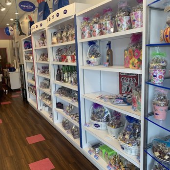 Peterbrooke Chocolatier Oakleaf - Desserts Near Me - Jacksonville, Florida