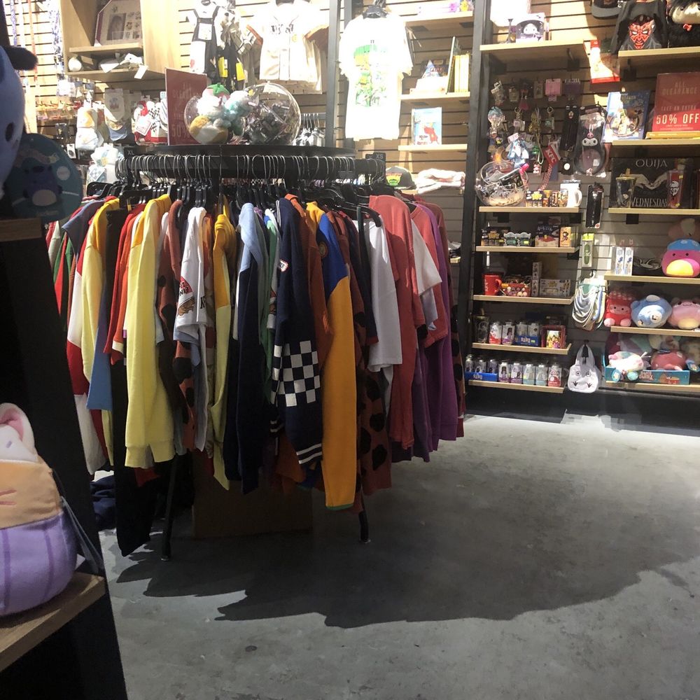 BoxLunch - Gift Shops Near Me - Pembroke Pines, Florida BoxLunch - Gift Shops Near Me - Pembroke Pines, Florida