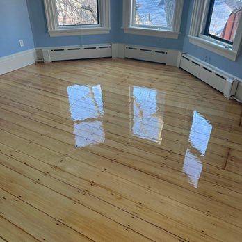 JG Hardwood Floors - a hardwood floor in a home - Flooring Near Me JG Hardwood Floors - a hardwood floor in a home - Flooring Near Me