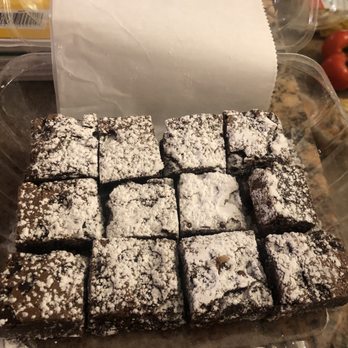 Que Pasta - Brownies - Italian Near Me - Saddle Brook, New Jersey