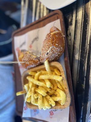 Nusr-Et Steakhouse by null