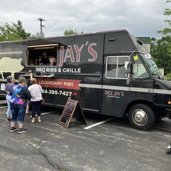 Dee Jay's BBQ Ribs & Grille - Collier