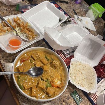 Top Thai Restaurant - Panang Curry Dinner, Crab Rangoon, Steamed Noodles - Thai Near Me - Olathe, Kansas